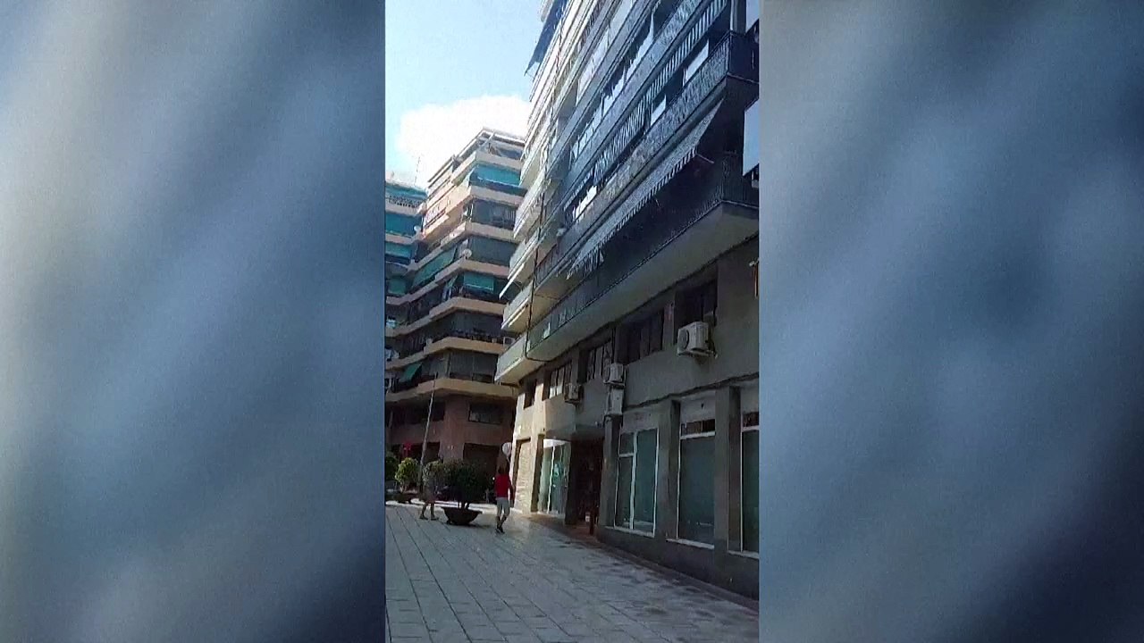 Kleiner Junge vor Balkon-Absturz gerettet