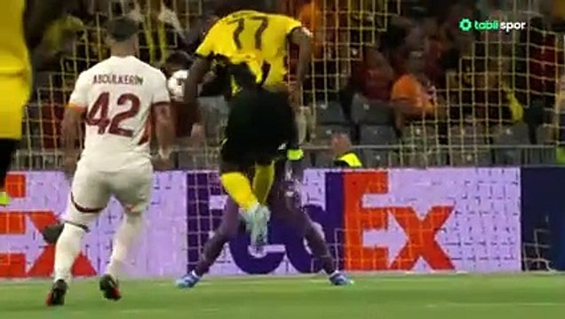 Temsilcimiz UEFA Şampiyonlar Ligi Play Off turu ilk maçında deplasmanda Young Boys'a 3 - 2 mağlup oldu.