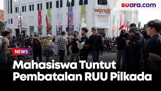 Mahasiswa Massa Aksi Jogja Memanggil Bawa Tuntutan Pembatalan RUU Pilkada #jogjamemanggil
