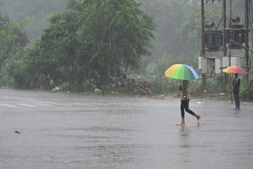 Chhattisgarh news : तेज बारिश से राजधानी हुई तरबतर