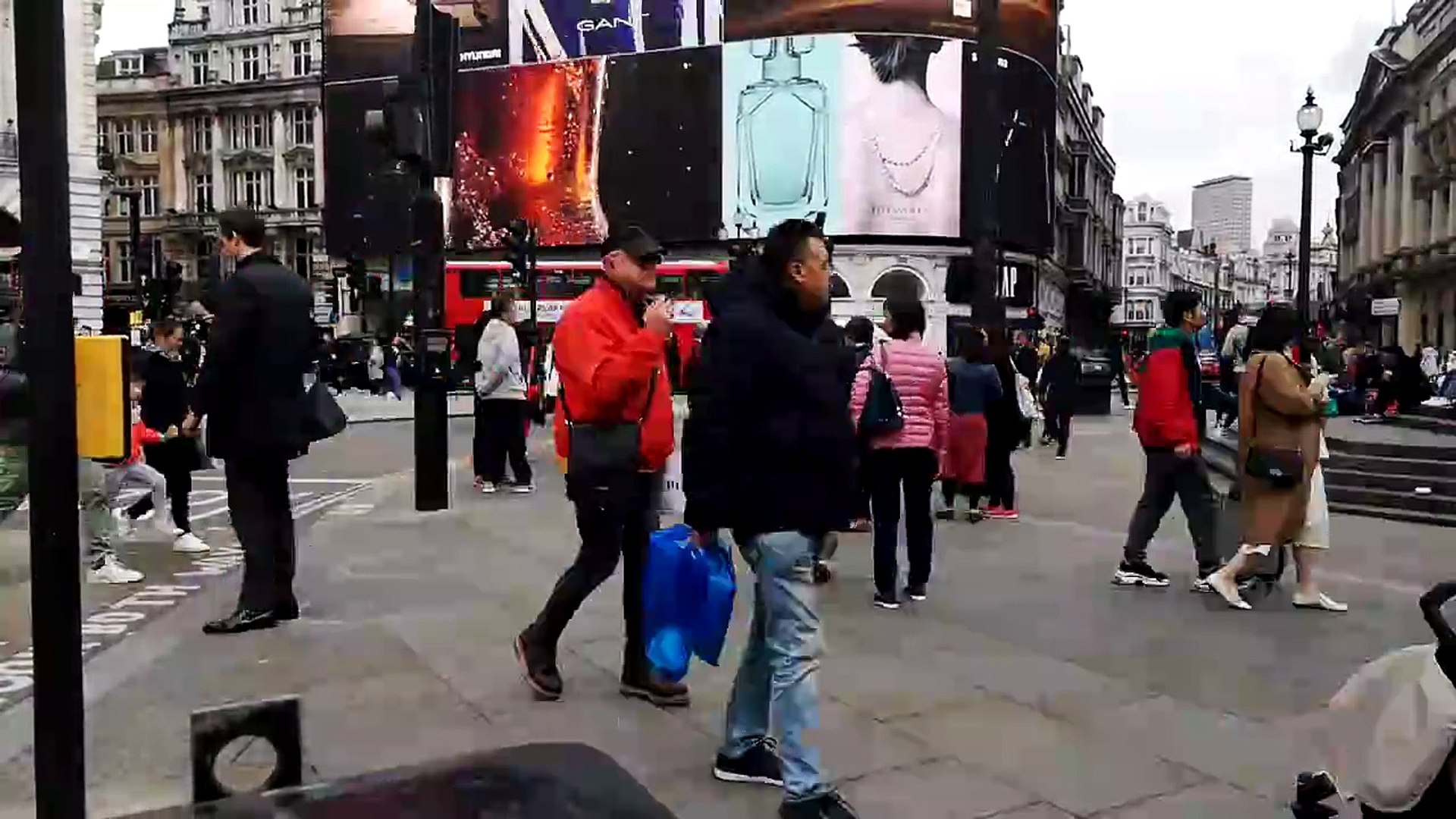 ⁣UK street view must watch# Doorworldtv#travel#uk
