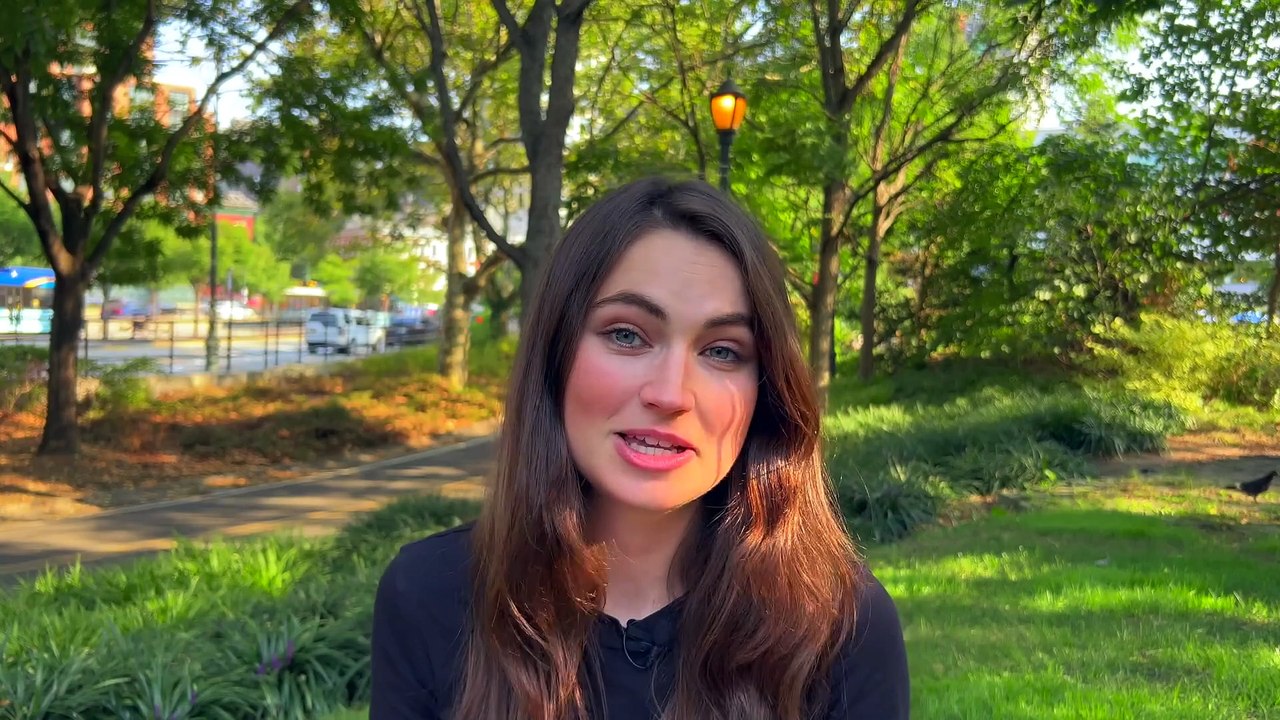 How I Save Money Living In NYC as a 25 Year Old