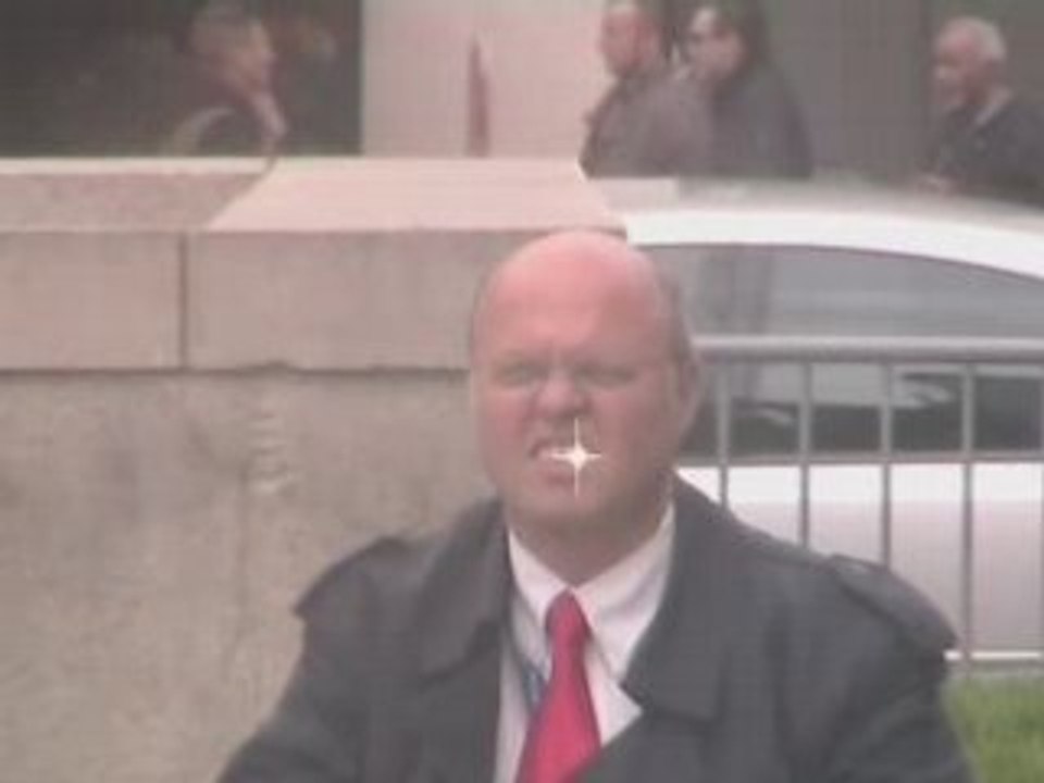 Freedent White