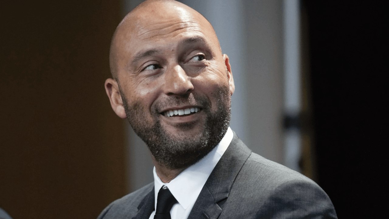 MLB legend Derek Jeter looked up to Michael Jor...