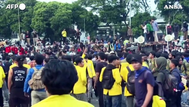 Indonesia, manifestazioni per protestare contro la modifica della legge elettorale