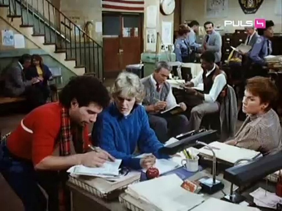 S06E13 - Kleine Gefaelligkeiten