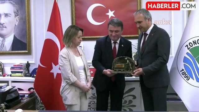 CHP Heyeti, Eğitim Buluşmaları Kapsamında Zonguldak'ta... Özçağdaş, Eğitim, Kültür ve Sanatla Beraber İktidarın En Başarısız Olduğu Alan