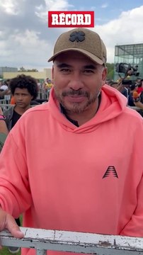 Alex Montiel REVELA que Floyd Mayweather podría estar con el Escorpión dorado