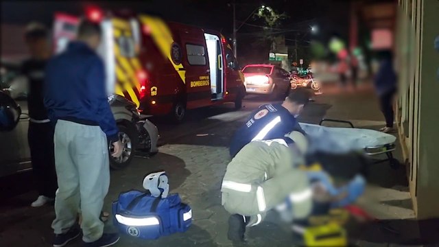 Motociclista fica ferido em grave acidente na Rua Paraná