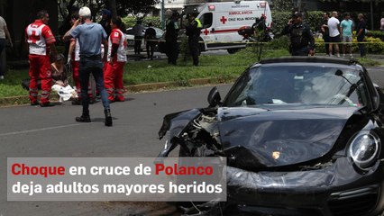Choque en cruce de Polanco deja adultos mayores heridos