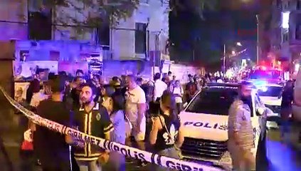 Beyoğlu'nda otelde yangın: 2 kişi dumandan etkilendi