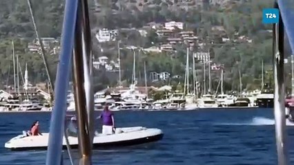 Rahmi Koç'un yat ve deniz uçaklı lüks tatili görüntülendi