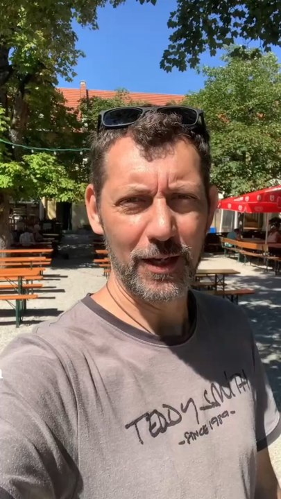 Les Anecdotes du Rock - le Rock et la binouze…