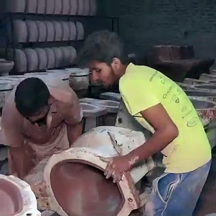 Manufacturing Process of Indian Ceramic Toilet Commode seat