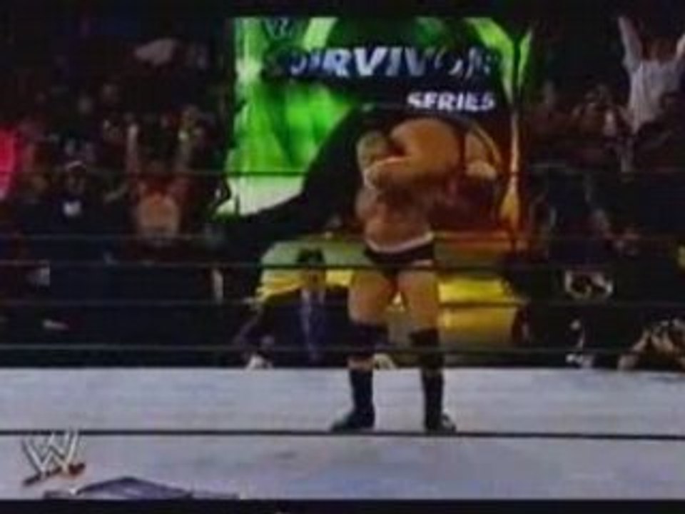 WWE-Brock Lesnar F5 to Big Show - Survivor Series