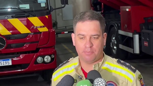 Cerca de 100 mil litros de água foram utilizados pelo Corpo de Bombeiros no combate ao incêndio na Copacol