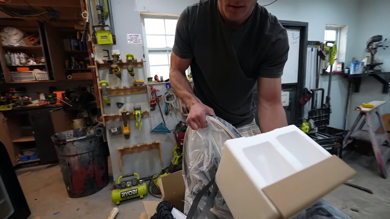I built a camper for my BIKE.