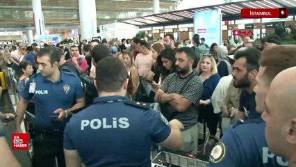 İstanbul Havalimanı'nda iki gündür bekletilen yolculardan firmaya tepki