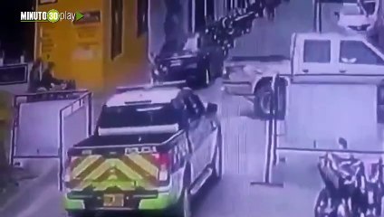 Revelan video del momento exacto en el que explotó una moto bomba en Nariño