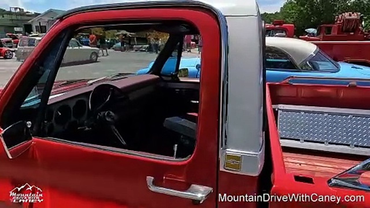 1984 Chevrolet C10 Pickup Truck Full Video https://dai.ly/x94i938