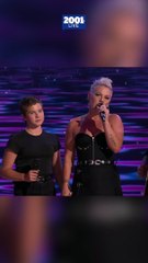 La emotiva presentación de Pink junto a su hija en la Convención Nacional Demócrata