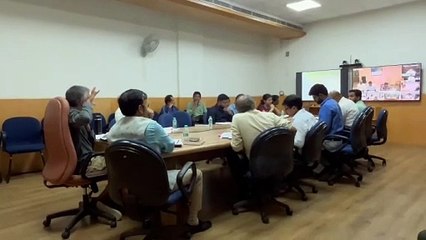 ದುಡ್ಡು ಮಾಡೋಕೆ ಎಲೆಕ್ಷನ್ ಅಡ್ಡ ಬರಲ್ಲ, ಆದ್ರೆ ಜನರ ಕೆಲಸ ಮಾಡೋಕೆ ಮಾತ್ರ ಎಲೆಕ್ಷನ್ ಅಡ್ಡ ಬರುತ್ತಾ..?