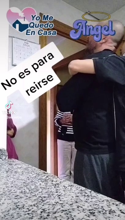 Cógele la cabeza!