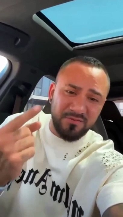 Küçük yaştaki çocukla verdiği pozla gündem olan Gökhan Çıra isyan etti
