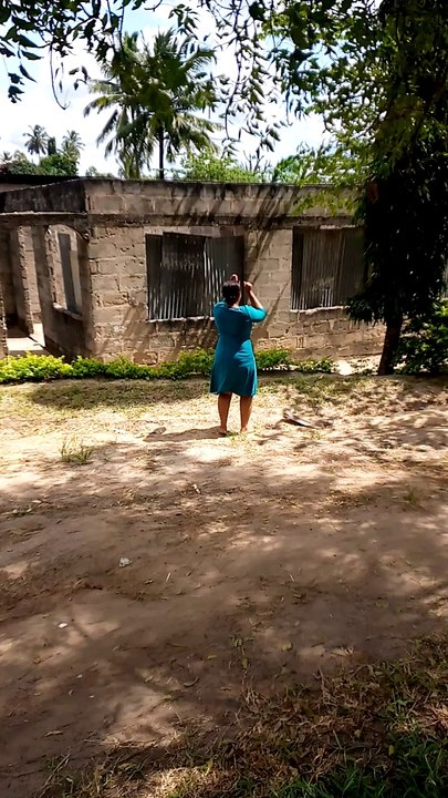 BLACK GIRL DANCING