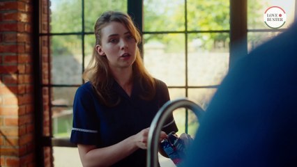 नौकरानी_खुद_को_अमीर_आदमी_की_पत्नी_होने_का_नाटक_करती_है_@LoveBuster_hindi(1080p)_240824061135