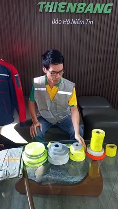 Review cuon day phan quang may quan ao bao ho