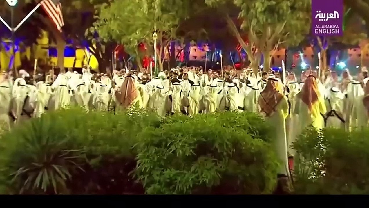 100 Books  Chinese Muslim Western Russians  Clash of Civilizations Huntington  Faisal Warraich