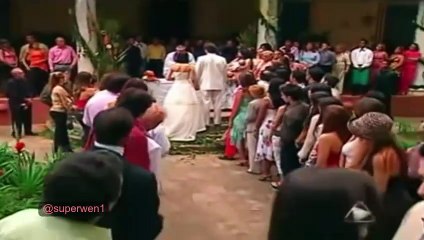 Gaby Espino como Maria Carlota