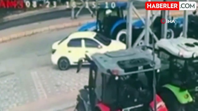 Afyonkarahisar'da 9 araçlı zincirleme kaza kamerada: 2 ölü, 12 yaralı