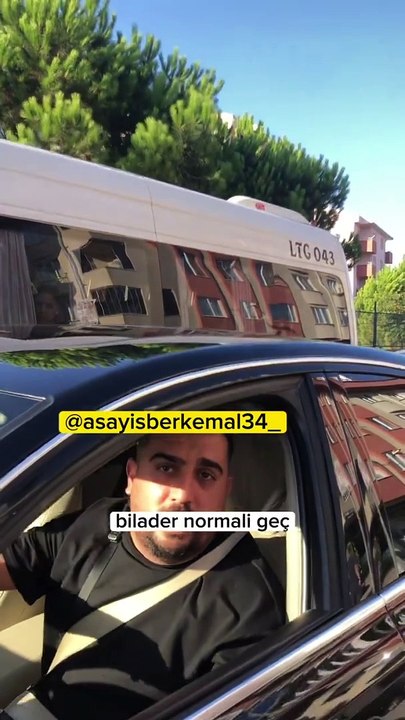 Bu işte bir terslik var! Motorcu mu ters yönde diğer araçlar mı?