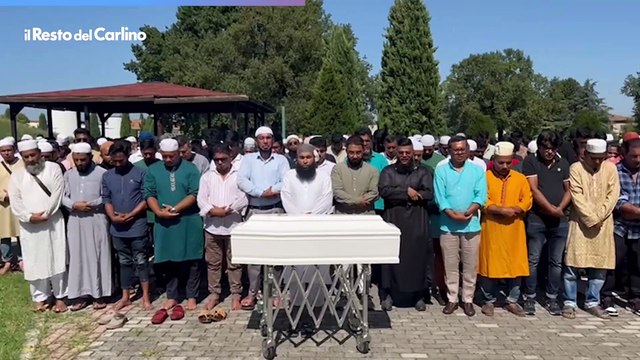 Bambina caduta dalla finestra a Bologna: l'ultimo saluto a Faitha