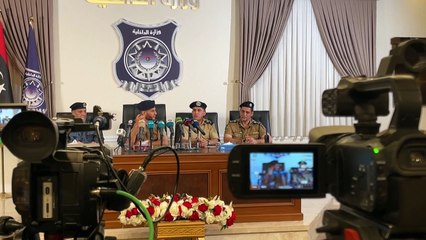 وزير داخلية ليبيا يعلن التوصل لاتفاق ينهي الاستنفار العسكري في طرابلس