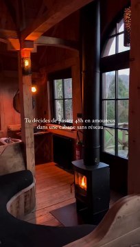 Un lieu unique pour quelques jours de repos Faites comme @teixeira_dalva Poser 3 jours de congés pour venir s'isoler dans une cabane romantique sans réseau, c'est un grand oui ! Pas un seul bruit, quel bonheur, on entendait uniquement le vent et la