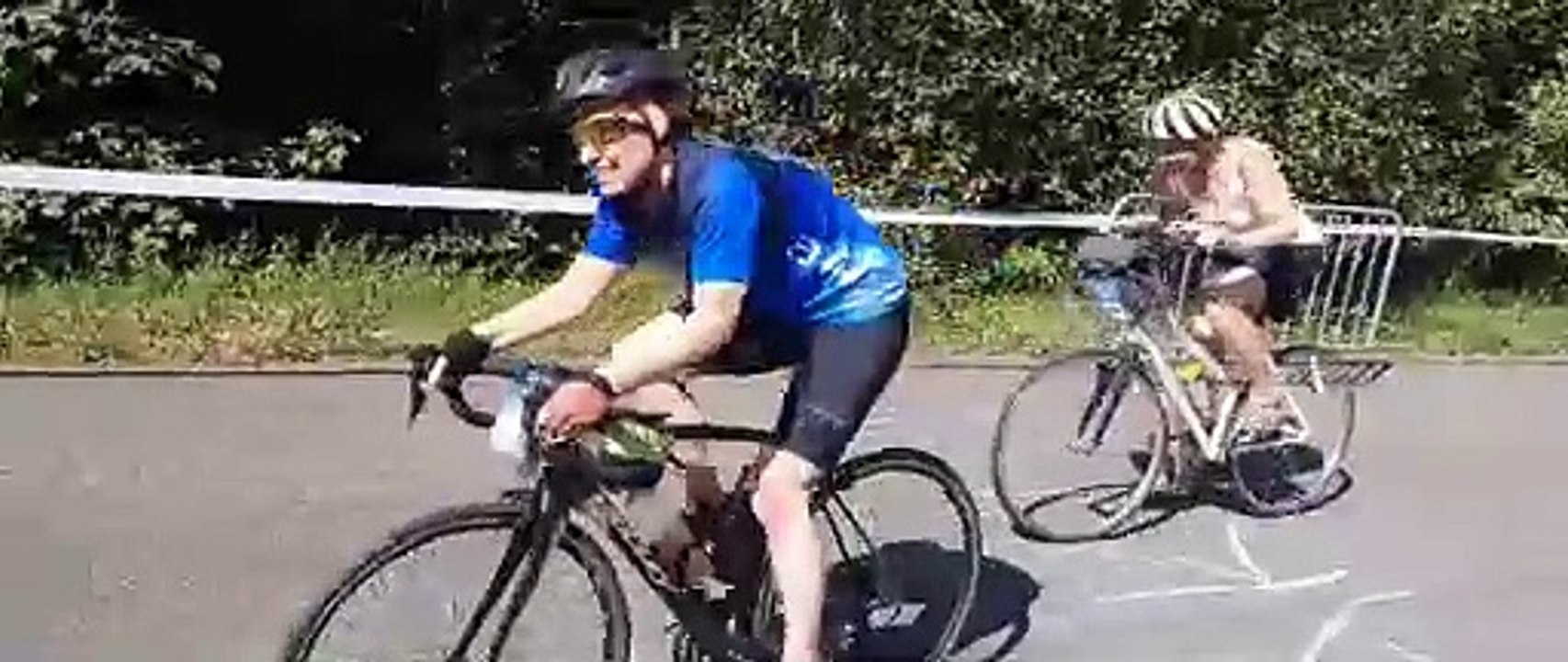 Les forçats de la route dans le mur final de la Planche des Belles Filles pour le bouquet final de la Climbing for Life 2024