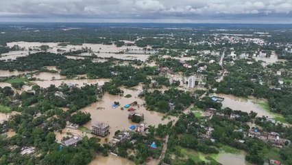 방글라데시 홍수에 30만 명 대피...42명 사망·500만 명 고립 / YTN
