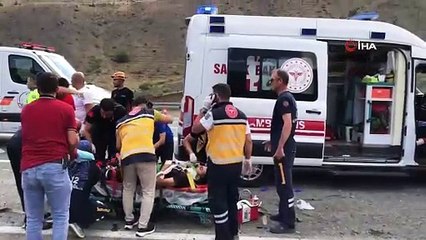 Erzincan’da tır ile otomobil çarpıştı: 4 ölü, 2 yaralı