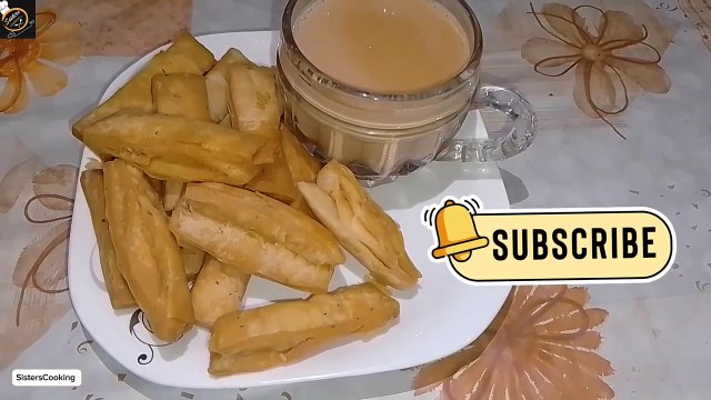 Crispy Snacks Recipe | Khari Recipe | Fry Puffs Recipe | Teatime Snacks | Layer Namakpary