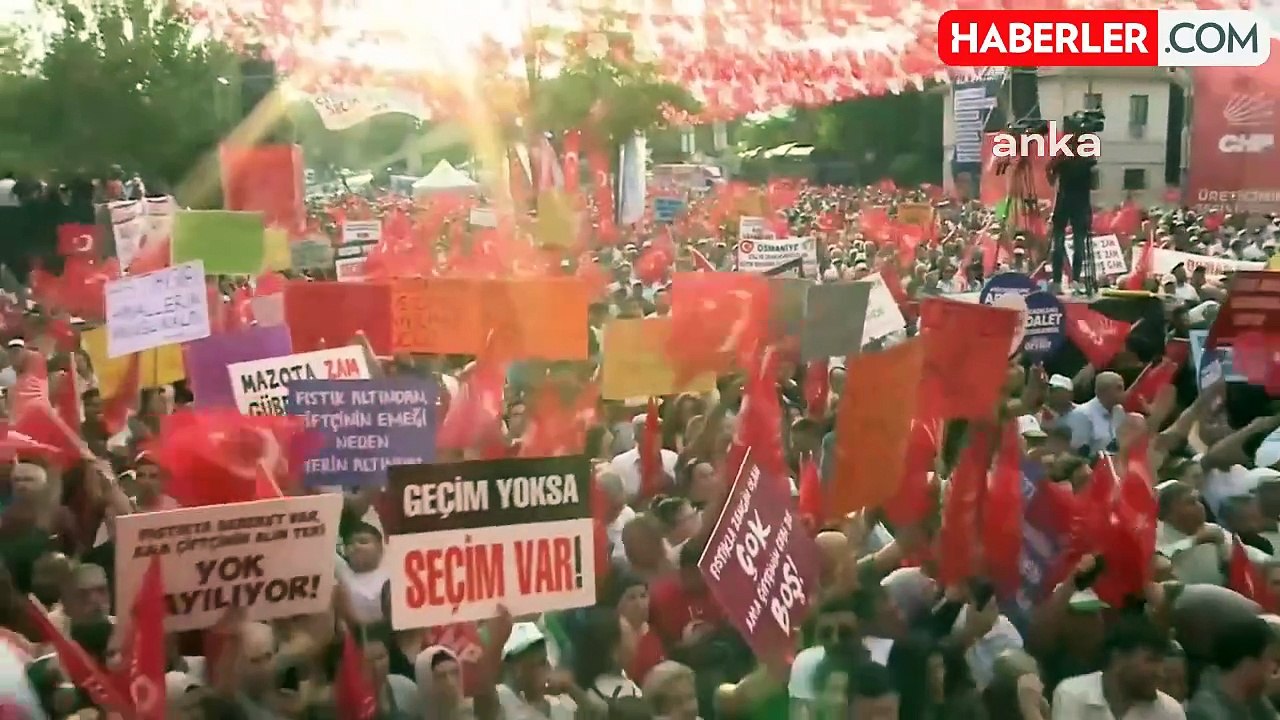 CHP Genel Başkanı Özgür Özel, Gaziantep'teki Fıstık Mitinginde Konuştu