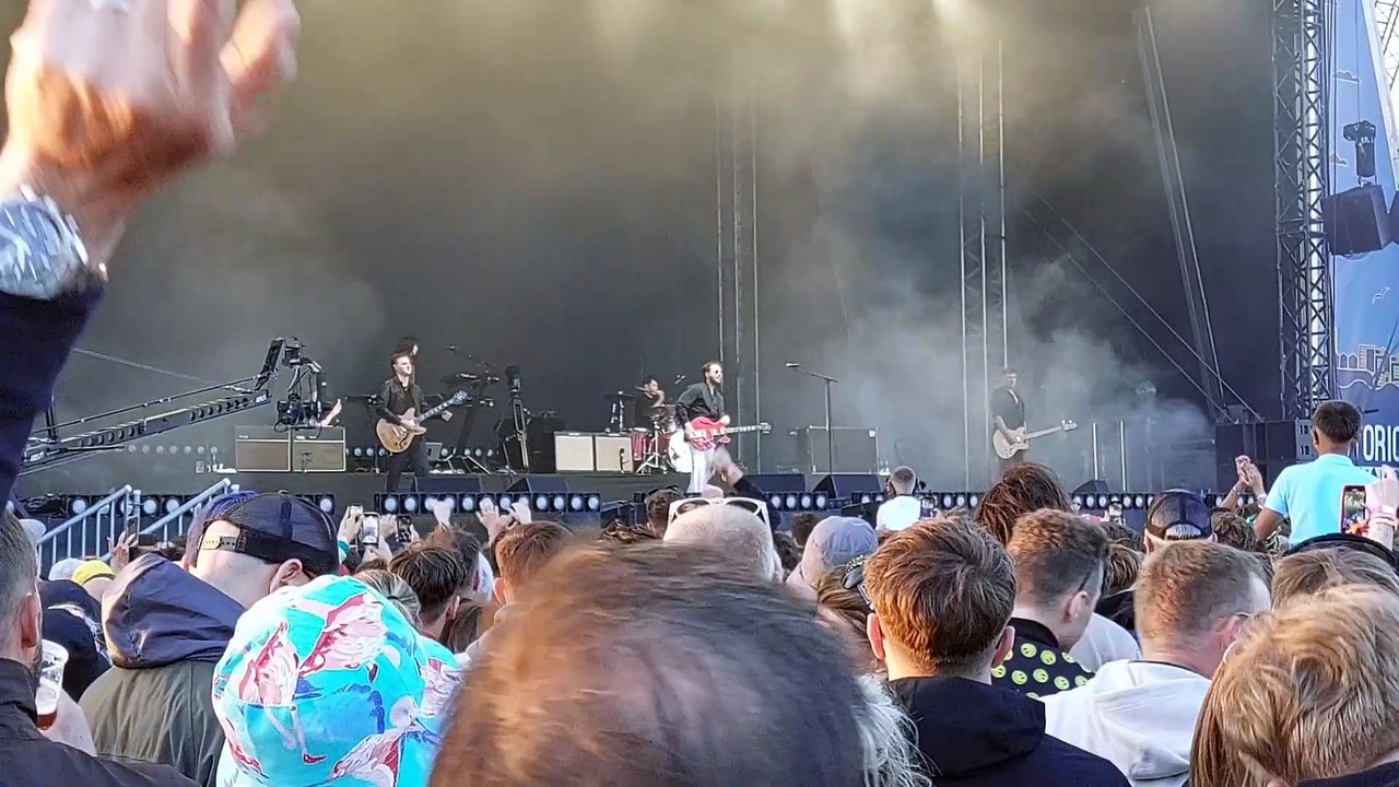 Victorious Festival 2024: Indie legends Courteeners rock the Common Stage in front of huge crowd