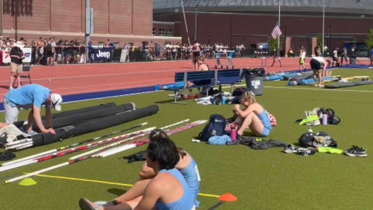 Athlete’s determined spirit could not save the day when the pole gave way