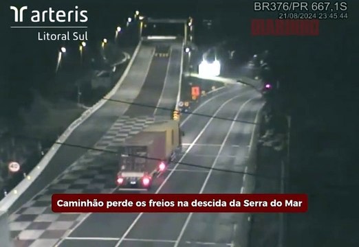 Caminhão perde os freios na descida da serra de Guaratuba 