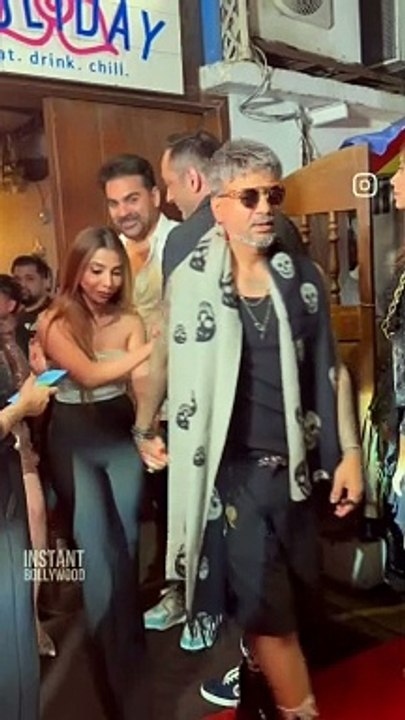 Shura Khan makes a graceful exit from the event.