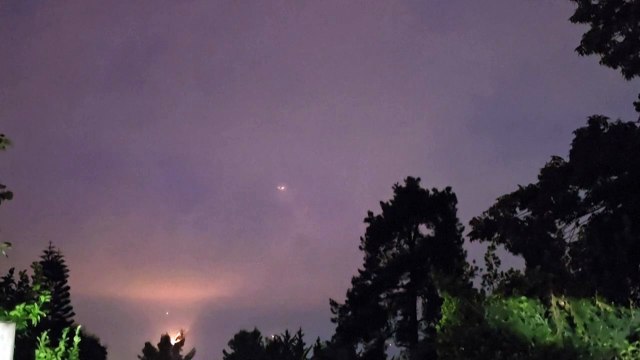 Hisbollah startet Großangriff auf Israel - Israel bombardiert Ziele im Libanon