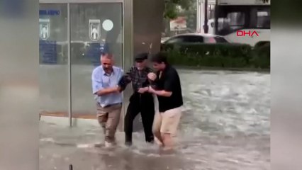 Ankara'da sağanak; alt geçit ve caddeler suyla doldu