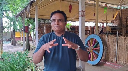 पेरणीचे चाडे अन् हरवलेली कला या चित्रांचा अर्थ काय